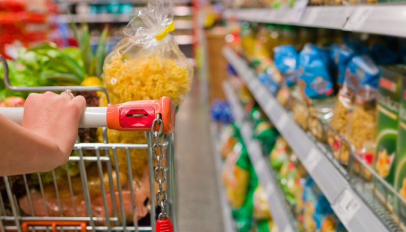Leia mais sobre o artigo Compra do mês ou compra da semana: qual ajuda mais a economizar?